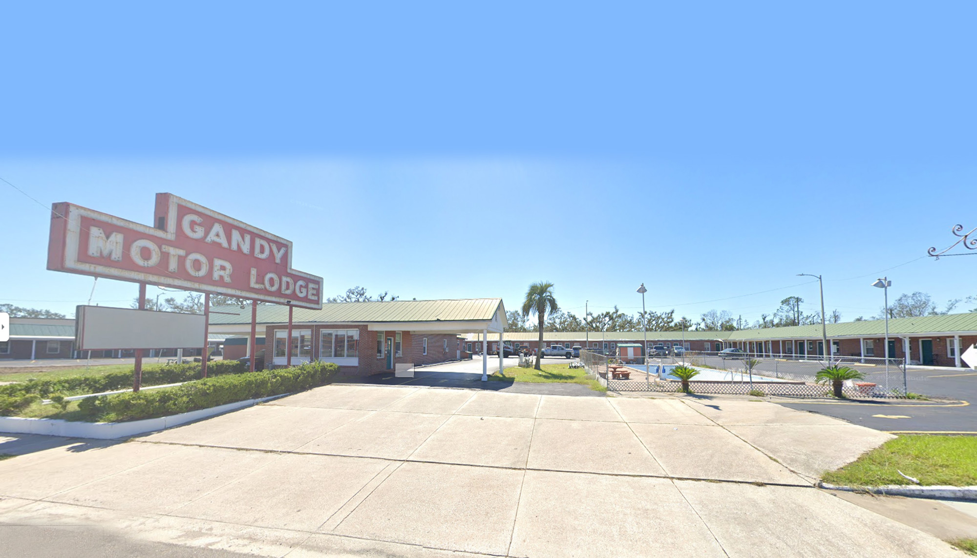 luxury hotel Perry, FL